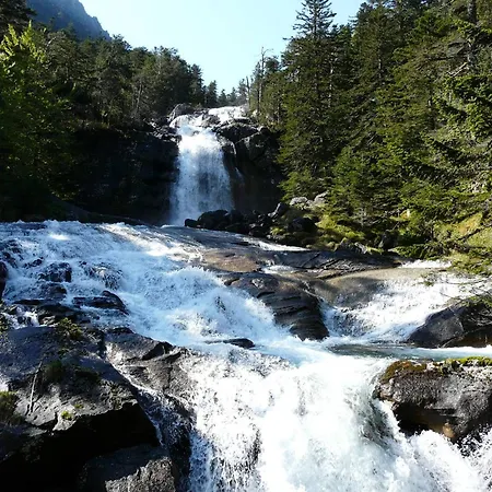 à Avec Balcon Et Couchages Pour 4 Personnes - Fr-1-812-62